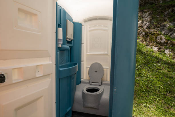 Best Portable Restroom Servicing (Cleaning and Restocking)  in Inola, OK